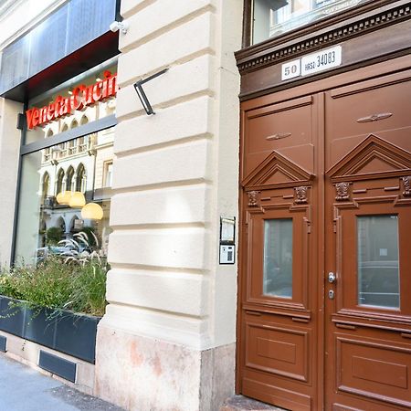 Central Home Budapest Kültér fotó